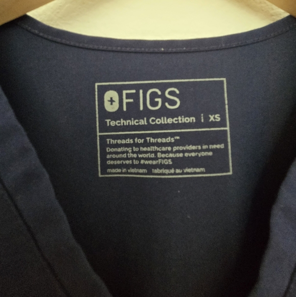 Figs Catarina Scrub top XS Navy Core color - Picture 4 of 4